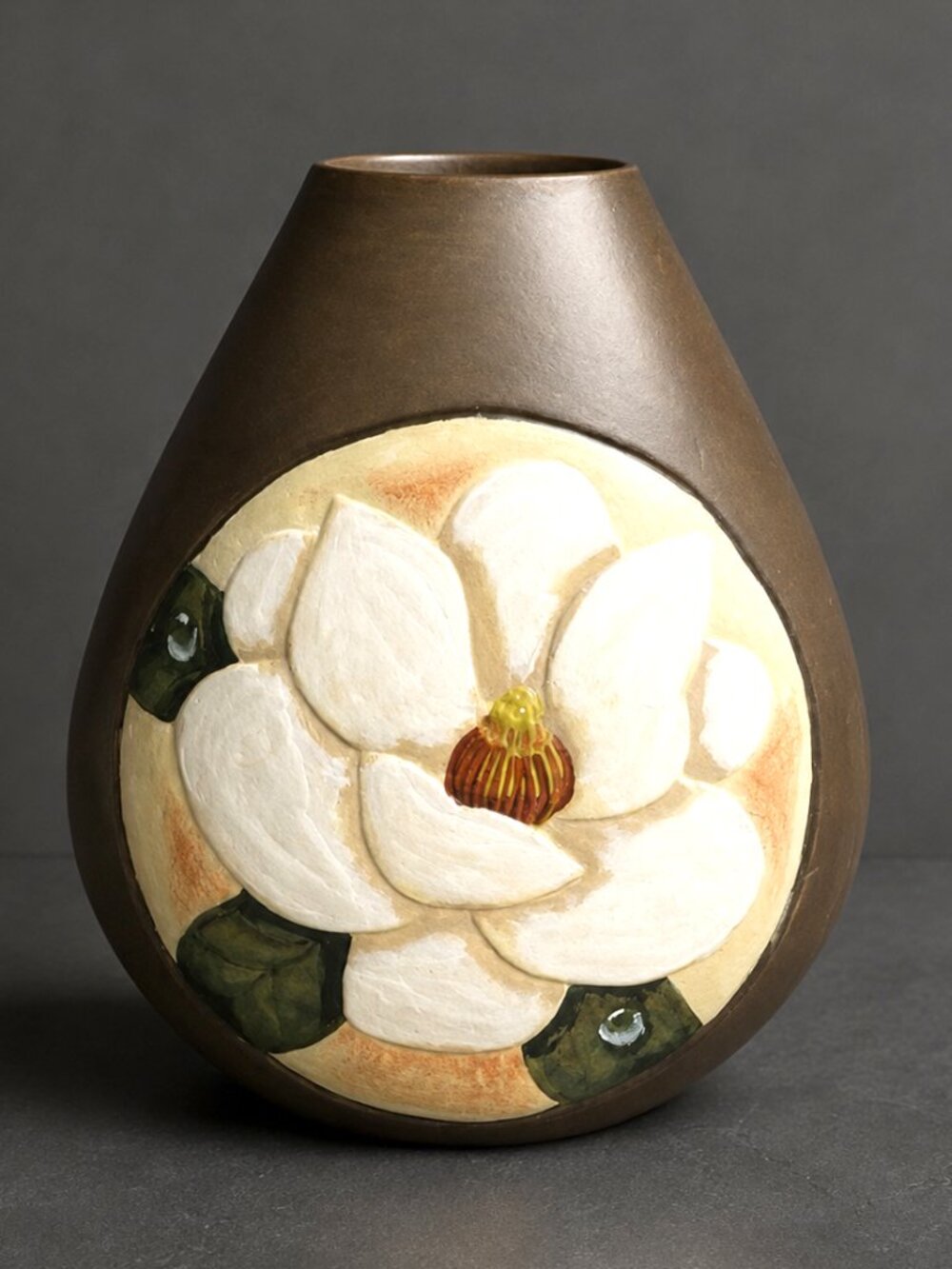 Signed Georgia Artist Hand-Carved Magnolia Pear-Shaped Pottery Vase 9"